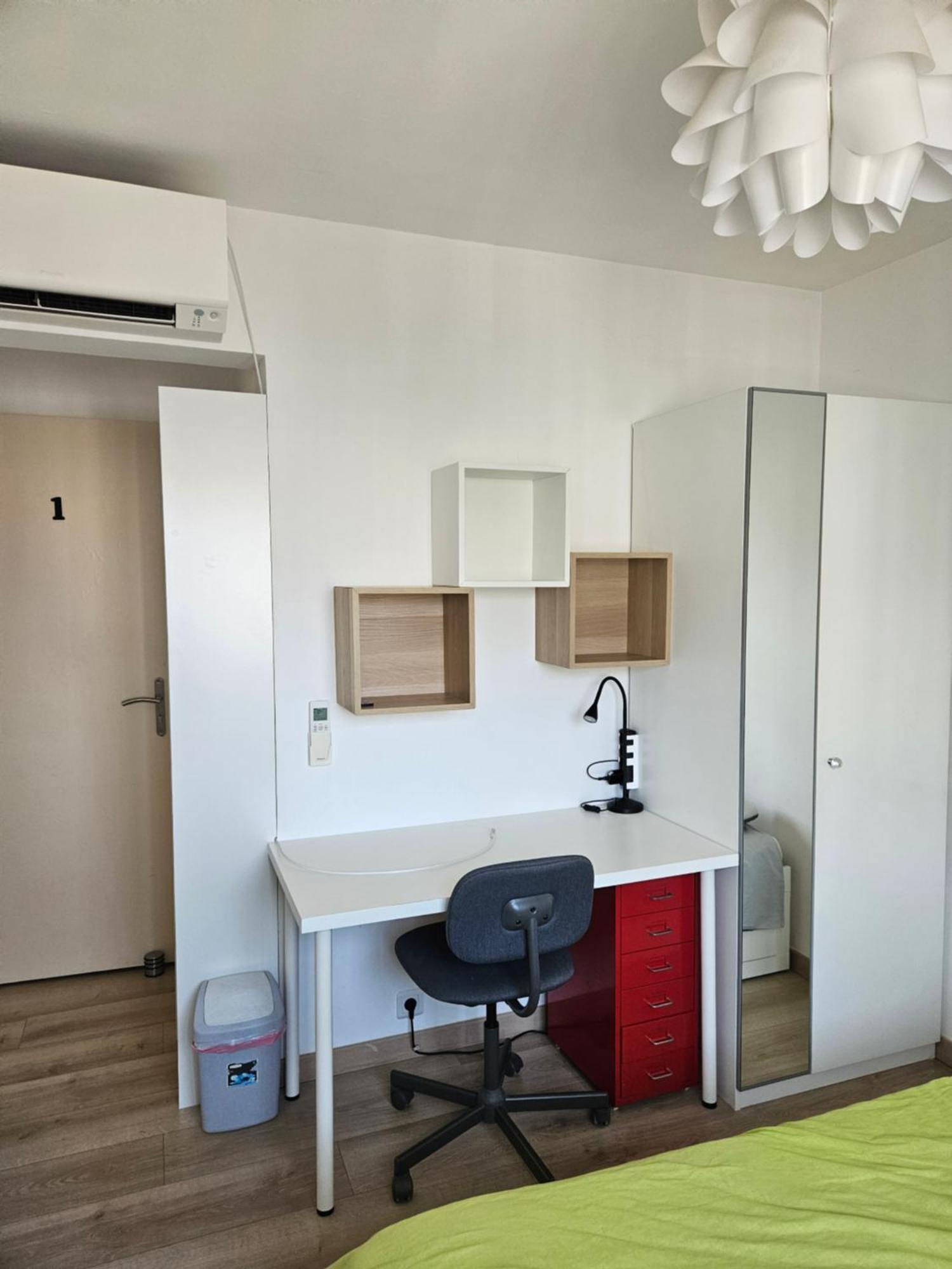 Chambre En Colocation Fille, Proche Mer, Climatisation Τουλόν Εξωτερικό φωτογραφία