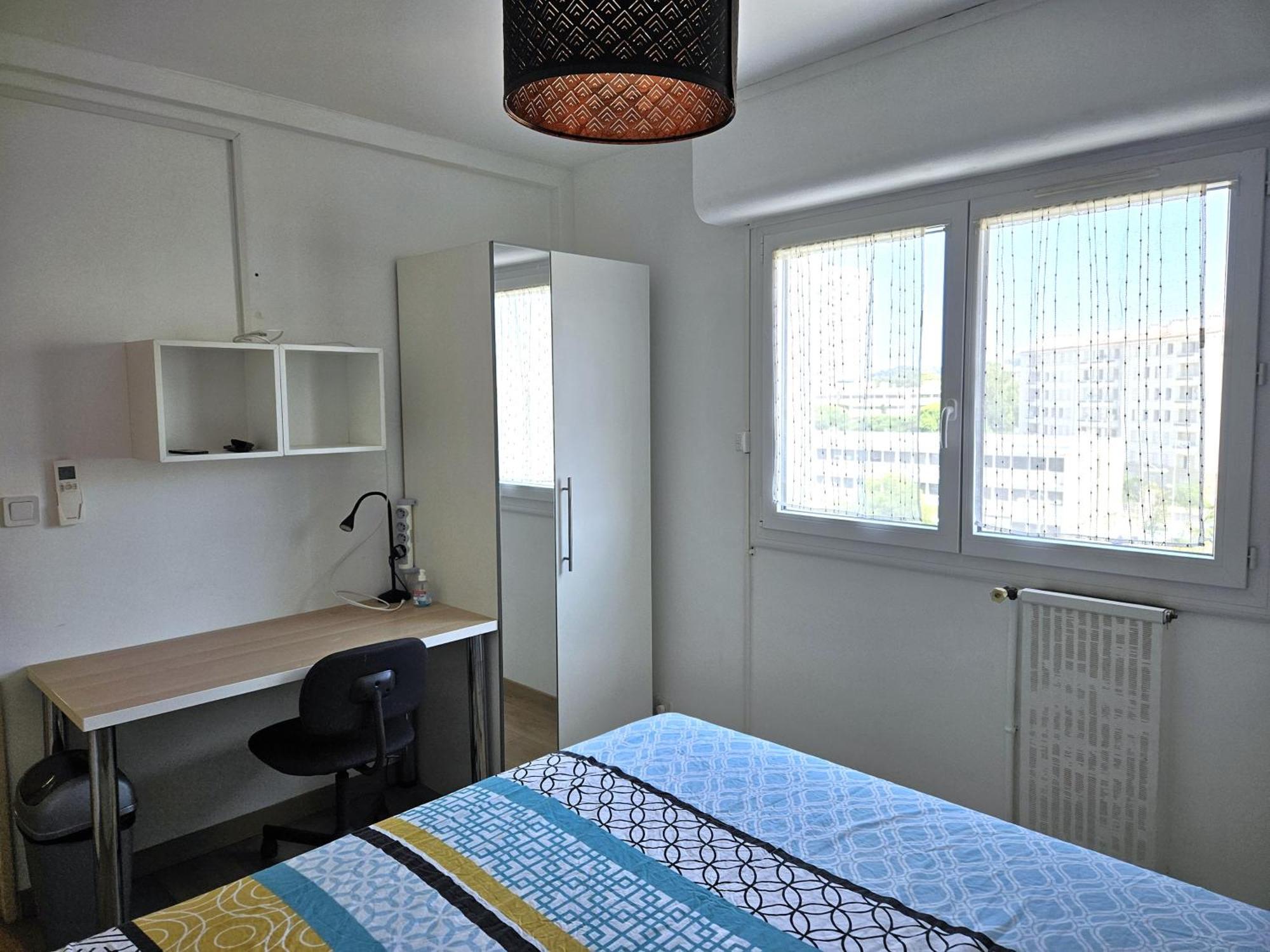 Chambre En Colocation Fille, Proche Mer, Climatisation Τουλόν Εξωτερικό φωτογραφία